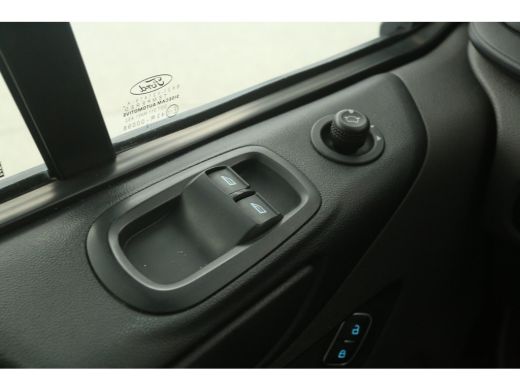 Ford Transit Custom 2.0 TDCI L2H1 | 2800kg Trekgew. | Airco | Cruise | Camera | 3 Zits | Carplay | Trekhaak ActivLease financial lease