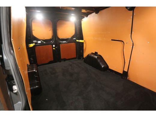 Ford Transit Custom 2.0 TDCI L2H1 | 2800kg Trekgew. | Airco | Cruise | Camera | 3 Zits | Carplay | Trekhaak ActivLease financial lease