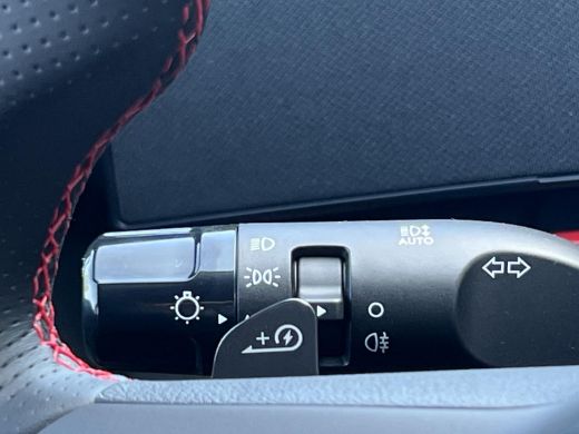 Hyundai Kona N Line Business 64.8 kWh || Adaptieve Cruise Control | Parkeersensoren voor en achter | Dodehoekd... ActivLease financial lease