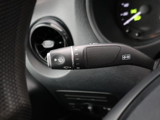 Mercedes-Benz eVito eVito LANG 41 kWh + STOELVERW. | APPLE CARPLAY | IMPERIAAL | DAB | 3-ZITS ActivLease financial lease