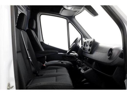 Mercedes-Benz Sprinter 317 CDI 170pk RWD L2H2 LED/Airco/Camera 05-2021 ActivLease financial lease