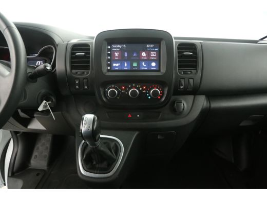 Renault Trafic 2.0 dCi 145PK L2H1 | Automaat | Airco | Cruise | Camera | 3 Zits | Trekhaak | Stoelverw. ActivLease financial lease