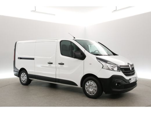 Renault Trafic 2.0 dCi 145PK L2H1 | Automaat | Airco | Cruise | Camera | 3 Zits | Trekhaak | Stoelverw. ActivLease financial lease