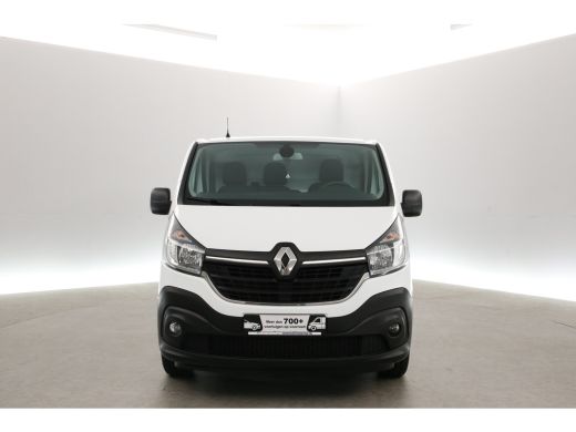 Renault Trafic 2.0 dCi 145PK L2H1 | Automaat | Airco | Cruise | Camera | 3 Zits | Trekhaak | Stoelverw. ActivLease financial lease
