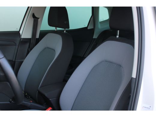 Seat Arona 1.0 TSI Style Business Intense | Trekhaak | Navigatie | Camera | Adaptieve cruise control | Apple... ActivLease financial lease