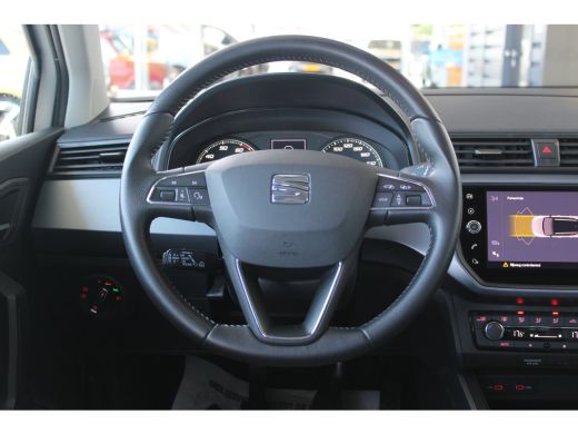 Seat Arona 1.0 TSI Style Business Intense | Trekhaak | Navigatie | Camera | Adaptieve cruise control | Apple... ActivLease financial lease