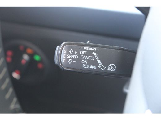 Seat Arona 1.0 TSI Style Business Intense | Trekhaak | Navigatie | Camera | Adaptieve cruise control | Apple... ActivLease financial lease