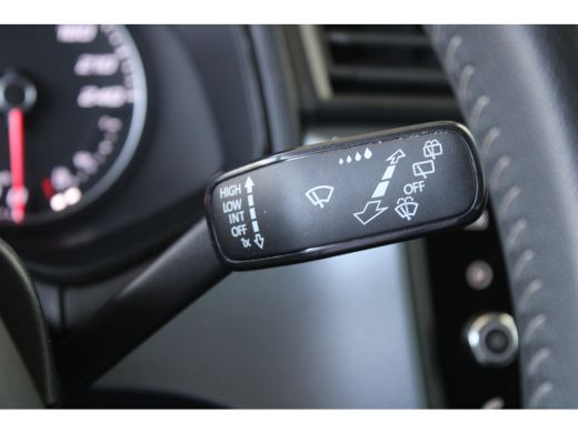 Seat Arona 1.0 TSI Style Business Intense | Trekhaak | Navigatie | Camera | Adaptieve cruise control | Apple... ActivLease financial lease