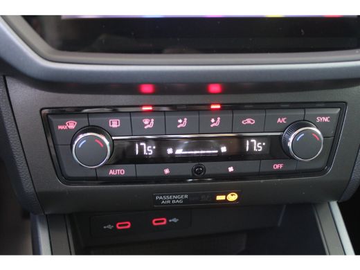 Seat Arona 1.0 TSI Style Business Intense | Trekhaak | Navigatie | Camera | Adaptieve cruise control | Apple... ActivLease financial lease