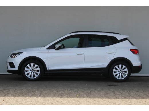 Seat Arona 1.0 TSI Style Business Intense | Trekhaak | Navigatie | Camera | Adaptieve cruise control | Apple... ActivLease financial lease