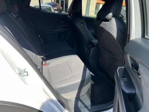 Toyota C-HR+ First Edition 77 kWh Bi-Tone ActivLease financial lease