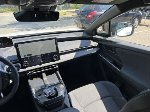 Toyota C-HR+ First Edition 77 kWh Bi-Tone ActivLease financial lease
