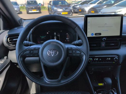 Toyota Yaris 1.5 Hybrid 130 Executive | Actie Auto | Parkeersensoren voor en achter | Apple Carplay | Android ... ActivLease financial lease