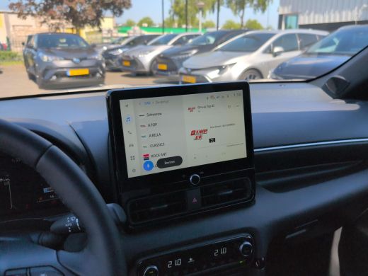 Toyota Yaris 1.5 Hybrid 130 Executive | Actie Auto | Parkeersensoren voor en achter | Apple Carplay | Android ... ActivLease financial lease