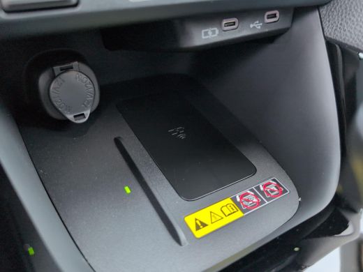 Toyota Yaris 1.5 Hybrid 130 Executive | Actie Auto | Parkeersensoren voor en achter | Apple Carplay | Android ... ActivLease financial lease