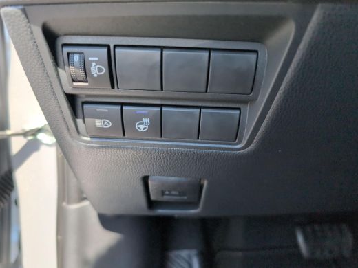 Toyota Yaris 1.5 Hybrid 130 Executive | Actie Auto | Parkeersensoren voor en achter | Apple Carplay | Android ... ActivLease financial lease