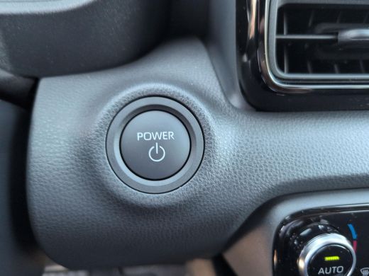 Toyota Yaris 1.5 Hybrid 130 Executive | Actie Auto | Parkeersensoren voor en achter | Apple Carplay | Android ... ActivLease financial lease