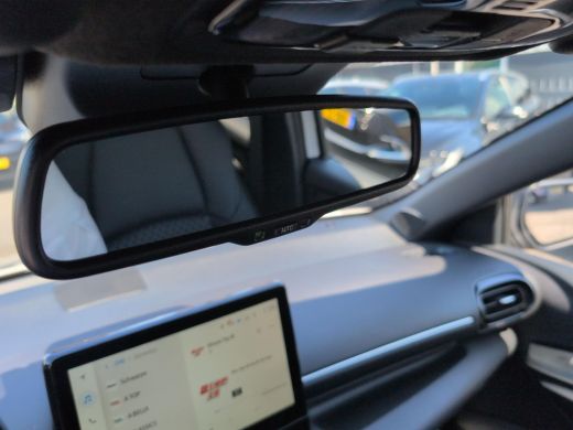 Toyota Yaris 1.5 Hybrid 130 Executive | Actie Auto | Parkeersensoren voor en achter | Apple Carplay | Android ... ActivLease financial lease