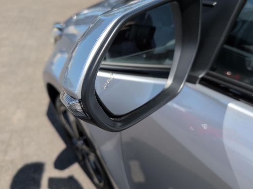 Toyota Yaris 1.5 Hybrid 130 Executive | Actie Auto | Parkeersensoren voor en achter | Apple Carplay | Android ... ActivLease financial lease