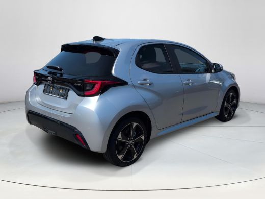 Toyota Yaris 1.5 Hybrid 130 Executive | Actie Auto | Parkeersensoren voor en achter | Apple Carplay | Android ... ActivLease financial lease