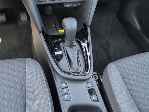 Toyota Yaris Cross 1.5 Hybrid 115 Dynamic | Oostendorp 50 jaar Editie | Actie Auto | Comfort Pack | Apple Carplay | ... ActivLease financial lease