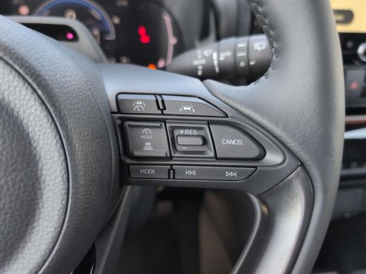 Toyota Yaris Cross 1.5 Hybrid 115 Dynamic | Oostendorp 50 jaar Editie | Actie Auto | Comfort Pack | Apple Carplay | ... ActivLease financial lease