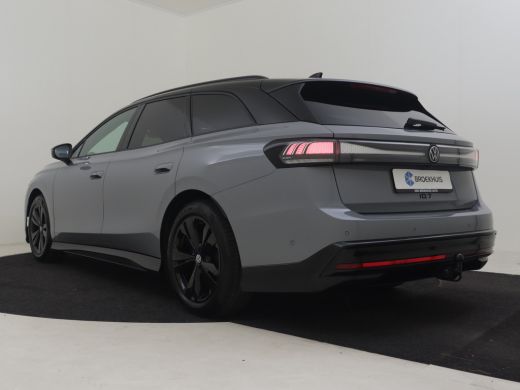 Volkswagen ID.7 Limited Edition Plus | Koplampverlichting LED Matrix (IQ.Light) | Sfeerverlichting interieur (30 ... ActivLease financial lease