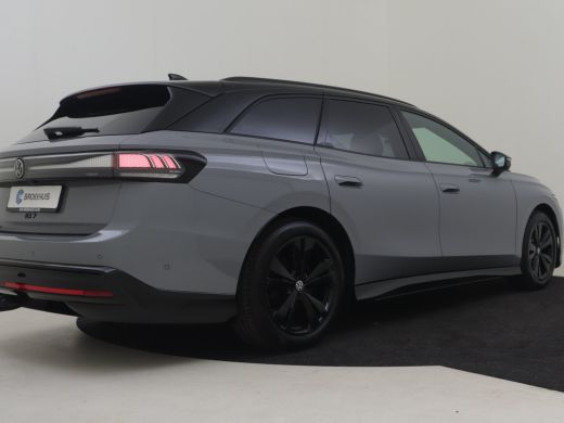 Volkswagen ID.7 Limited Edition Plus | Koplampverlichting LED Matrix (IQ.Light) | Sfeerverlichting interieur (30 ... ActivLease financial lease