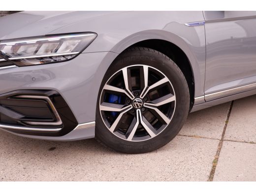 Volkswagen Passat Variant 1.4 TSI PHEV GTE Business | Carplay | Camera | LED | Navi | Adap. Cruise ActivLease financial lease