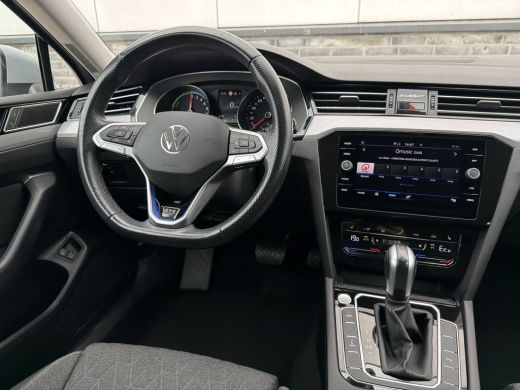 Volkswagen Passat Variant 1.4 TSI PHEV GTE Business | Carplay | Camera | LED | Navi | Adap. Cruise ActivLease financial lease