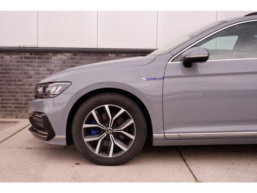 Volkswagen Passat Variant 1.4 TSI PHEV GTE Business | Carplay | Camera | LED | Navi | Adap. Cruise ActivLease financial lease