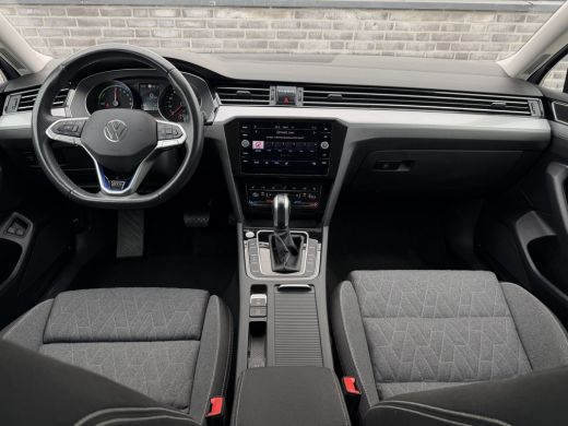 Volkswagen Passat Variant 1.4 TSI PHEV GTE Business | Carplay | Camera | LED | Navi | Adap. Cruise ActivLease financial lease