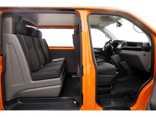 Volkswagen Transporter T6.1 2.0 TDI 110pk Lang D.C. Airco/Navi/Camera 04-2021 ActivLease financial lease
