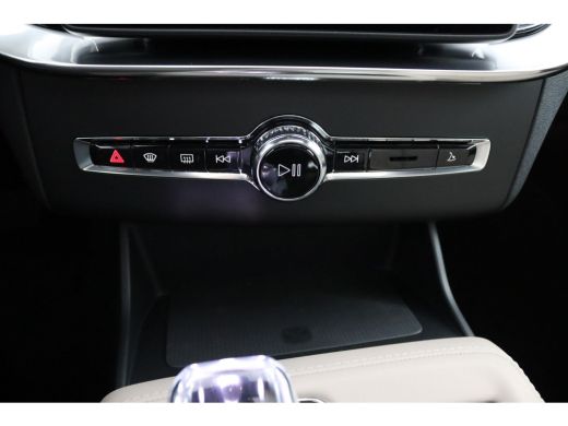 Volvo  XC90 T8 AWD Ultra Dark Executive Ed. | Bowers&Wilkins | Forest Lake | 22 Inch | Matrix LED | Luchtveri... ActivLease financial lease