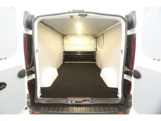 Renault Trafic 2.0 dCi 145PK L2H1 | Automaat | Airco | Cruise | Camera | 3 Zits | Trekhaak | Stoelverw.