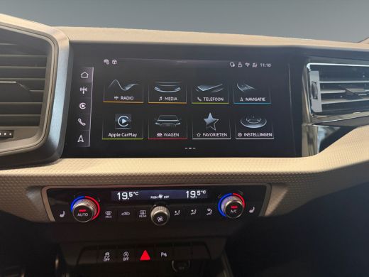 Audi A1 Sportback Sportback 25 TFSI S edition Stoelverwarming | Navigatie | Soundsystem ActivLease financial lease