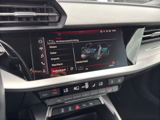 Audi A3 Limousine 30 TFSI Advanced edition | Apple Carplay\Android Auto | Parkeer assistent | Sportstuur ... ActivLease financial lease