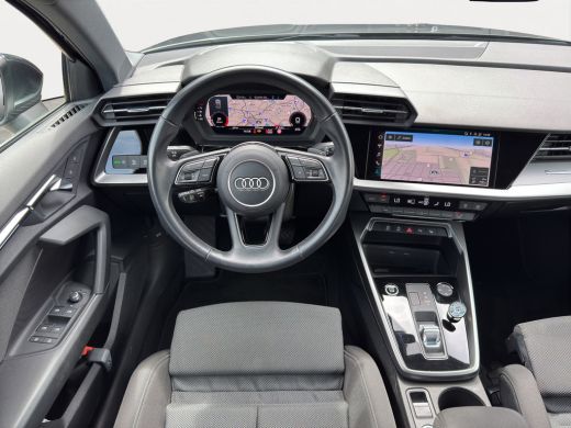 Audi A3 Limousine 30 TFSI Advanced edition | Apple Carplay\Android Auto | Parkeer assistent | Sportstuur ... ActivLease financial lease