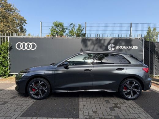 Audi A3 Sportback 45 TFSI e S edition Competition | 272PK | Sonos | Head-Up display | 18 inch velgen | Ke... ActivLease financial lease