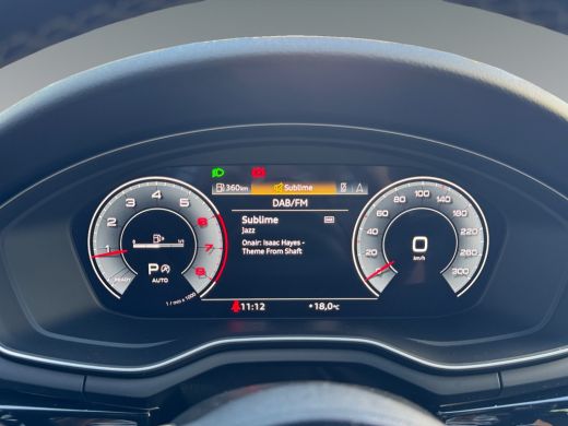 Audi A4 Avant 35 150pk TFSI S edition Parkeerhulp plus | Stoelverwarming voorin | MMI navigatie plus MMI ... ActivLease financial lease
