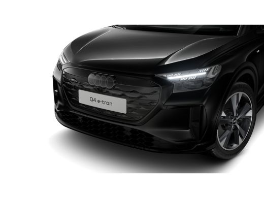 Audi Q4 e-tron S edition | 3-zone airconditioning | Achterklep, automatisch bedienbaar | Achteruitrijcamera ActivLease financial lease