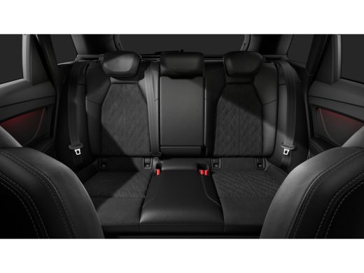 Audi Q4 e-tron S edition | 3-zone airconditioning | Achterklep, automatisch bedienbaar | Achteruitrijcamera ActivLease financial lease