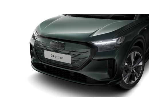Audi Q4 e-tron S edition | 3-zone airconditioning | Achterklep, automatisch bedienbaar | Achteruitrijcamera ActivLease financial lease