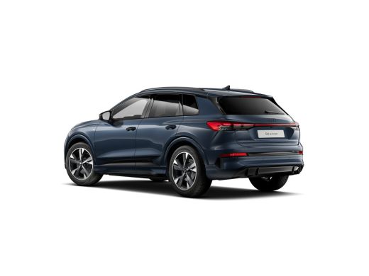 Audi Q4 e-tron S edition | 3-zone airconditioning | Achterklep, automatisch bedienbaar | Achteruitrijcamera ActivLease financial lease
