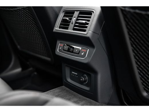 Audi Q5 50 TFSI e Advanced edition | Panoramadak | Massagestoelen | Head Up Display | 360 Camera | ActivLease financial lease