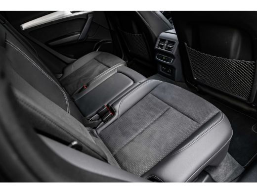 Audi Q5 55 TFSI e S edition Competition 367 PK | Panoramadak | 360 Camera | Head-up | Matrix LED | Stuurv... ActivLease financial lease
