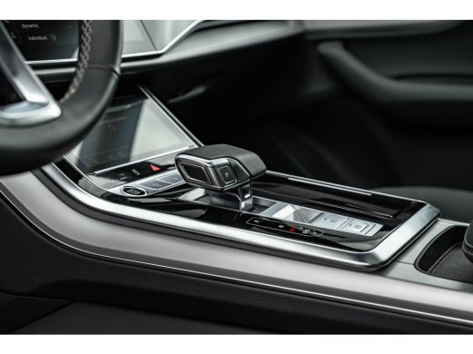 Audi Q7 55 TFSI e quattro Pro Line S 394 PK | Trekhaak | Panoramadak | Head-up | Elektr. stoelen geheugen... ActivLease financial lease
