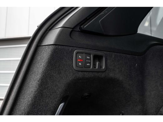 Audi Q7 55 TFSI e quattro Pro Line S 394 PK | Trekhaak | Panoramadak | Head-up | Elektr. stoelen geheugen... ActivLease financial lease