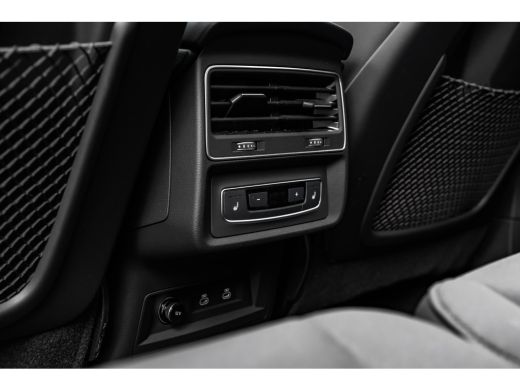 Audi Q7 55 TFSI e quattro Pro Line S 394 PK | Trekhaak | Panoramadak | Head-up | Elektr. stoelen geheugen... ActivLease financial lease
