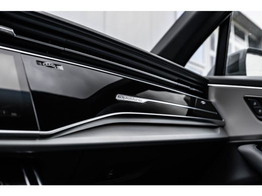 Audi Q7 55 TFSI e quattro Pro Line S 394 PK | Trekhaak | Panoramadak | Head-up | Elektr. stoelen geheugen... ActivLease financial lease